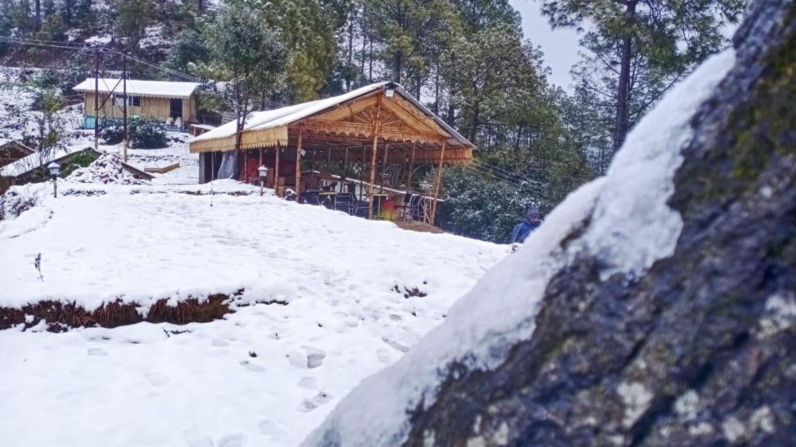 Mukteshwar Grand Retreat Kültér fotó