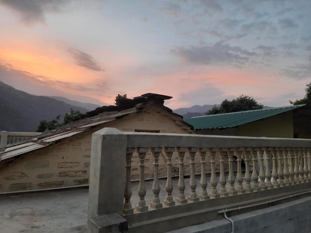 Mukteshwar Grand Retreat Kültér fotó
