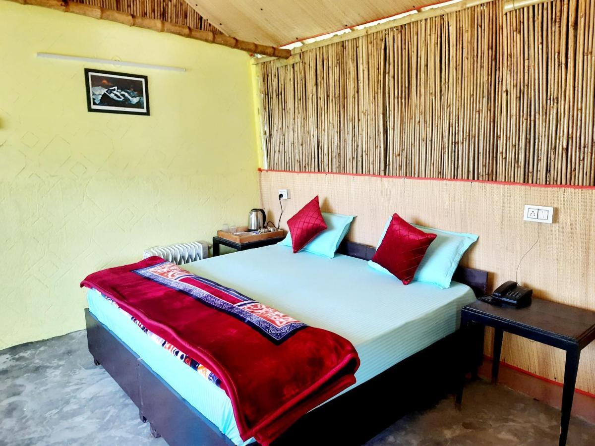 Mukteshwar Grand Retreat Kültér fotó